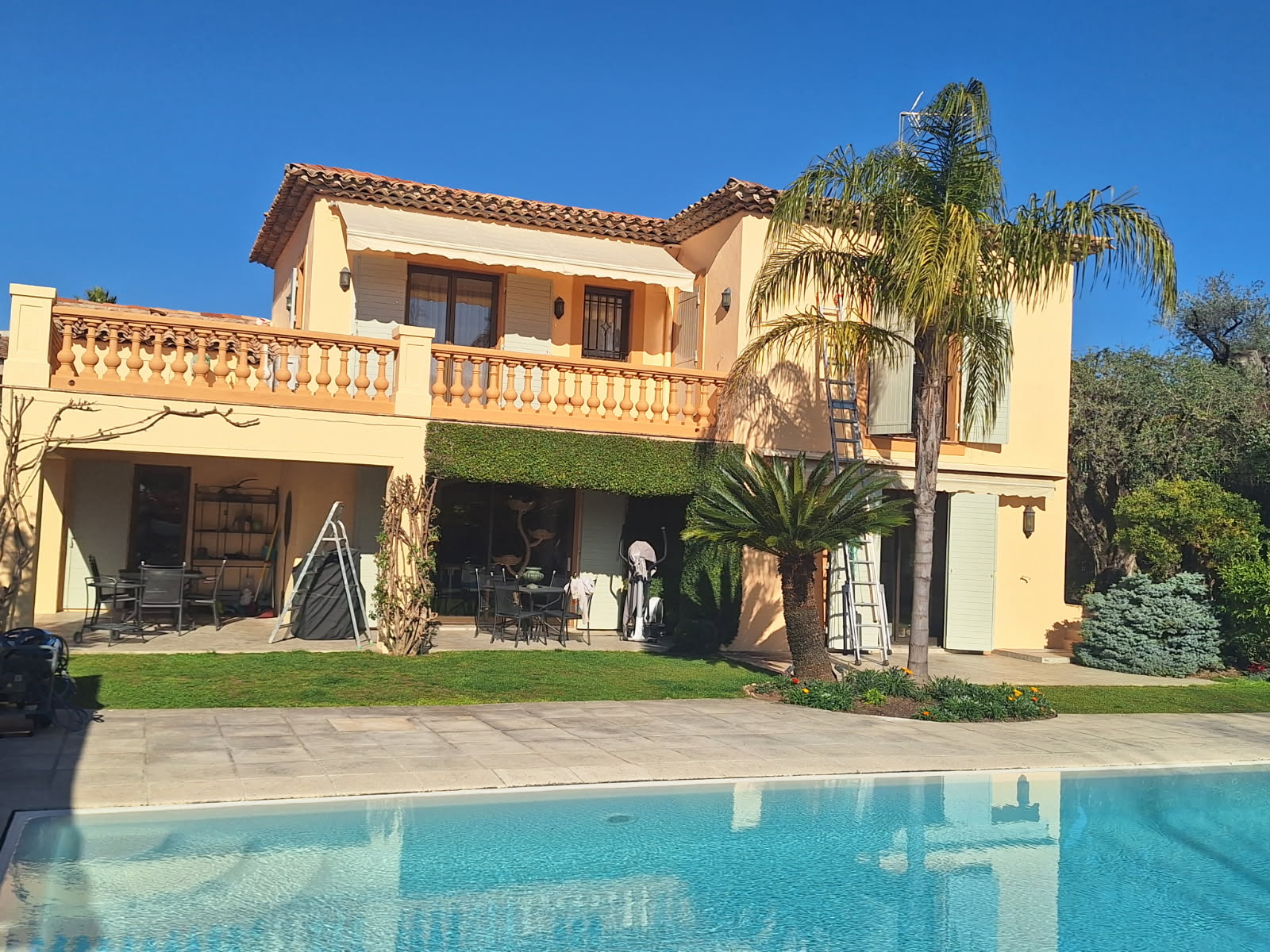 Aperçu du site de RENOVATION AZUR